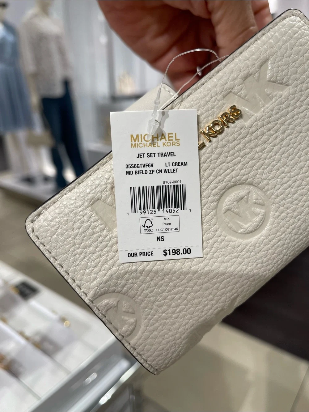 Michael Kors Jet Set Travel Medium Logo Debossed Billfold Wallet Light Cream NWT